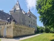 Demeure historique dans l'aile d'un château, 3...