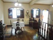 Democrata/Juiz de Fora Casa ampla com 3 salas, 3/4 e 3...