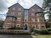 Denmark Street, Altrincham WA14 2 bed flat to rent...