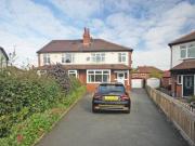 Dennistead Crescent, Headingley, 4 Bedroom Semi detached