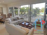 Depa con 4 recámaras, vista y salida a la alberca