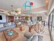 Depa con 6 recámaras en Playa Diamante. Con terraza y...