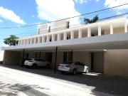 Depa de 2 niveles en renta en Montebello. Amueblado