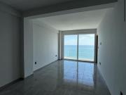 Depa en venta con vista al mar, frente a la playa