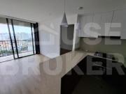 Depa estreno vista lateral al mar