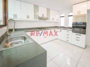 Depa Remodelado A Pasos De Parque, 4 Habitaciones,1 Cochera