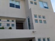 Departamento 15100 m2, 3 recámaras en venta, Alfredo V...
