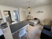 Departamento 1 amb con Balcón al Lateral ALQUILER POR 9...