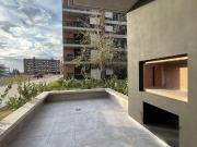 Departamento 1 dormitorio con patio y cochera Alquiler...