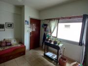 DEPARTAMENTO 2 AMB. AL CONTRAFRENTE CON ESPACIO DE...