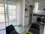 Departamento 2 ambientes al frente con balcón terraza,...