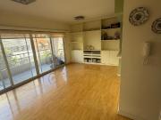 Departamento 2 ambientes, balcón al frente, cochera...