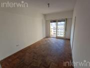 Departamento 2 Ambientes con balcón Balvanera ALQUILER