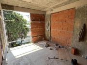 Departamento 2 ambientes con cochera y baulera a...