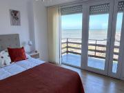 Departamento 2 ambientes con dependencia al frente, zona...