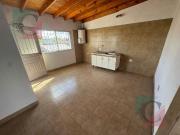 Departamento 2 ambientes con patio sin expensas Lanús Oeste