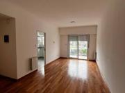 Departamento 2 ambientes en alquiler en Quilmes con cochera