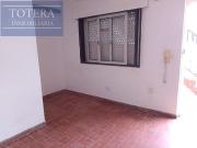 Departamento 2 ambientes en P. Baja