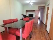 Departamento 2 dormitorios con cochera en alquiler
