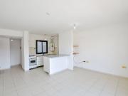 Departamento 2 dormitorios con cochera EN VENTA