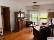 Departamento 2 dormitorios con cochera en venta en Lourdes