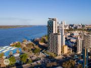 Departamento 2 Dormitorios, frente al rio Av. Avellaneda...