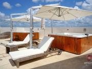 Departamento, 3 albercas, roof top con 5 jacuzzis