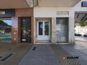 ¡RETASADO! Departamento 3 ambientes al frente con balcón...
