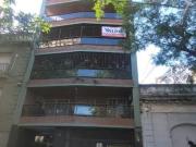 Departamento 2 ambientes cntrafrente con balcón
