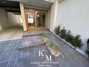 Departamento 3 ambientes al frente con cochera cubierta...