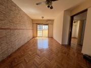 Departamento 3 ambientes con balcon al frente
