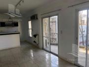 Departamento 3 Ambientes con Balcón al frente en Venta...