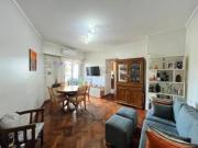 Departamento 3 ambientes con Balcon luminoso Cocina con...