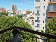 Departamento 3 ambientes con dependencia en Caseros Centro