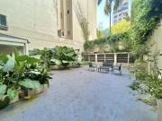 Departamento 3 ambientes con gran patio en Recoleta