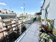 Departamento 3 ambientes con mucha luz y balcon en...