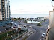 Departamento 3 ambientes con vista al mar y cochera