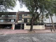 Departamento 3 ambientes en venta con Jardin y Parrilla!
