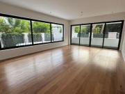 Departamento 3 Dorm. zona residencial calle Los Laureles...