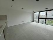 Monoambiente al frente de CATEGORIA en 49 entre 4 y 5 La...