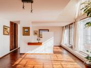 Departamento tipo duplex 3 dormitorios c/cochera y patio...