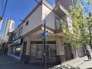 Departamento 3 dormitorios, en esquina. Ideal para uso...