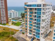 Departamento 3 dormitorios urbanización privada Manta