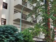 DEPARTAMENTO 4 Amb. a la calle con balcones y cochera fija