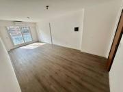 Depto 4 Amb 150 M2 con Dependencia y COCHERA FIJA...