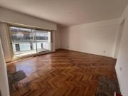 Departamento 4 ambientes con balcon y patio!