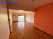 Departamento 4 Ambientes con Cochera en Alquiler, Balvanera