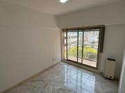 Departamento 4 ambientes venta Quilmes con cochera