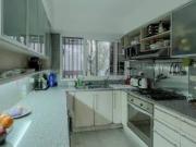 Departamento 5 ambientes Cochera doble, quincho y...