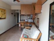 DEPARTAMENTO A LA CALLE CON BALCON EN PLAZA MITRE